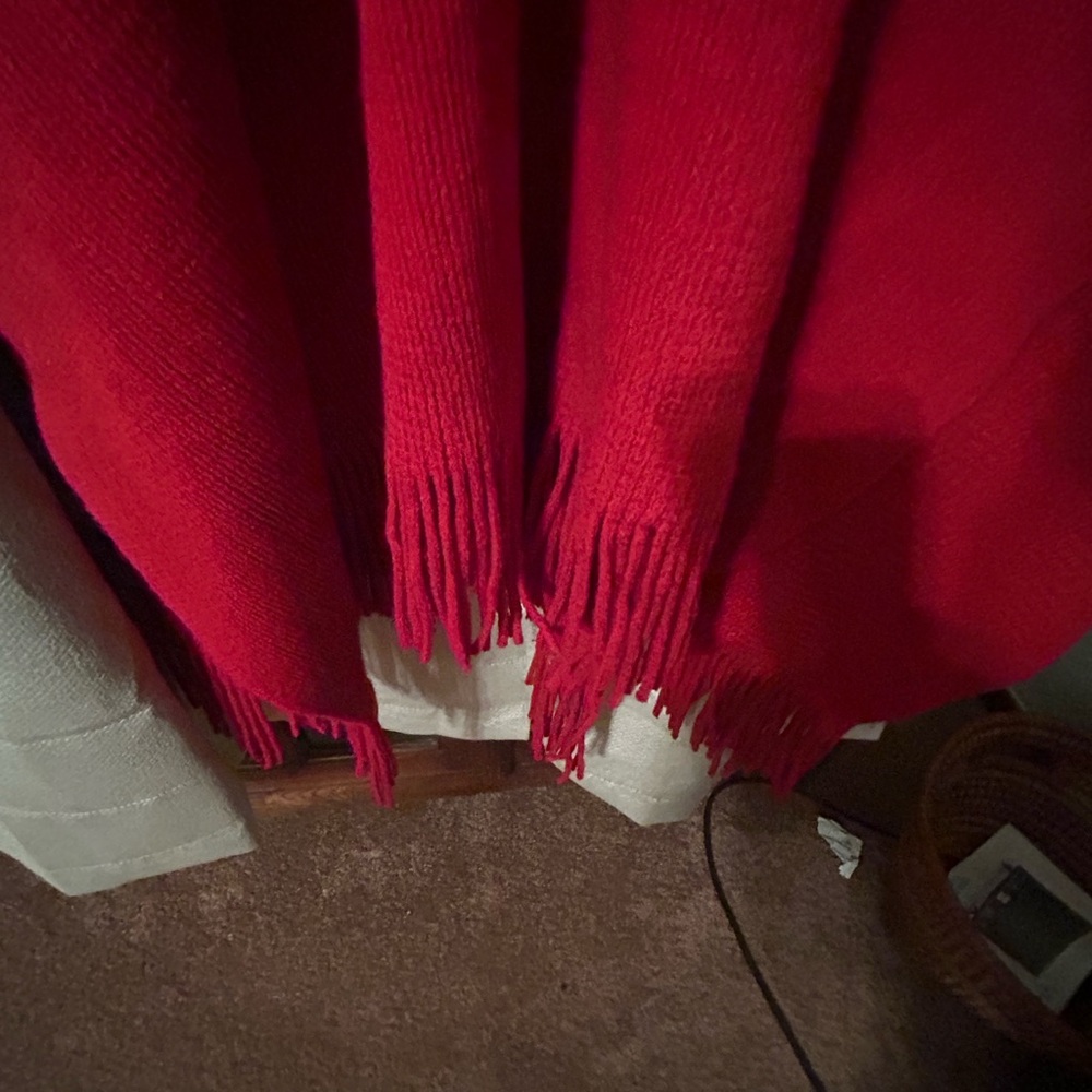 Elegant Red Shawl Wrap - Picture 7 of 7